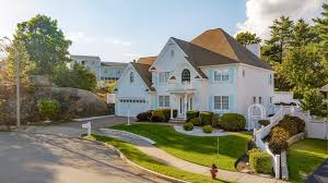 5 Blueberry Lane, Stoneham, MA 02180