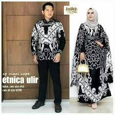 Jika dahulu manusia menggunakan alas kaki dari anyaman jerami kering atau bahkan dari alas ban karet. Baju Batik Couple Gamis Dewasa Model Modis Anak Muda Maxi Crep Shopee Indonesia