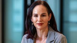 Alexandra Fleck's Instagram, Twitter & Facebook