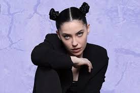 Bishop Briggs White Flag Song Meaning Bishop Briggs Premieres New Song White Flag Bishop Briggs Singer Bishop