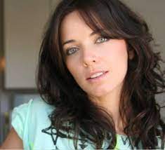 Michelle Morgan From Heartland My Favorite Show Love Her Hair Color Heartland Lou Michelle Morgan Hair Cool Hairstyles