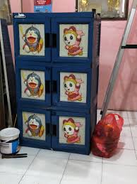 Meskipun begitu tidak mudah untuk memilih yang tepat dan sesuai dengan ruangan anda. Lemari Plastik Anak Perabotan Rumah Di Carousell