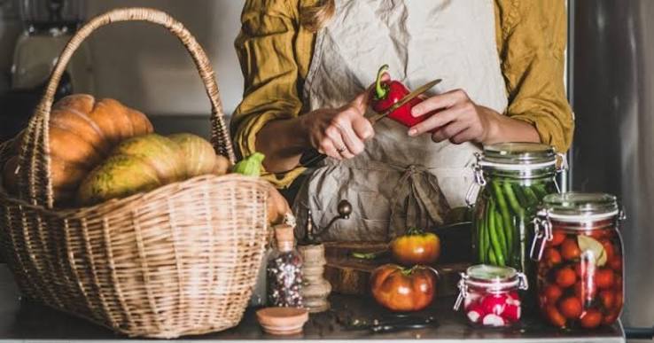 Safe & Sustainable: Top 10 Proven Ways to Preserve Food from Fresh to Frozen - The Eco Hub