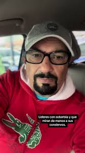 “Pues donde se reúnen dos o tres en mi nombre, yo estoy allí entre ellos.”  Mateo 18:20 NTV Ni Dios dice que cierren las iglesias y estis arrogantes  hablando palabras infladas. #oscarvivas50 #apostoles ...