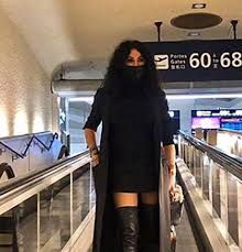 Această ocupă scaunul de jurată și a decis să surprindă pe toată lumea cu un nou look. Imagini De SenzaÈ›ie Cu Mihaela RÄƒdulescu Vedeta A FÄƒcut Ravagii Pe Instagram Cu O CostumaÈ›ie Pentru Noul Coronavirus Foto Galerie Foto