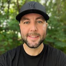 Patrick Stickney (@pstick19)