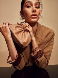 BOW19 BAG DUMPLING BAG CAMEL