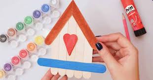 Dalam keluargaku ada ayah dan ibu. 15 Kegiatan Seni Yang Mudah Dilakukan Anak Saat Di Rumah Popmama Com