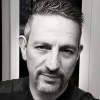 50+ perfiles de «Pino»