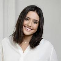 Marie Perin's Instagram, Twitter & Facebook