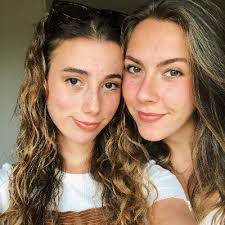 Karly Weiner (@WeinerKarly)