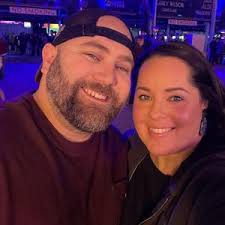 Melanie Settles and Nathan Cook's Wedding Registry