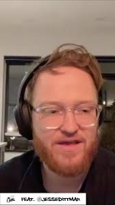 @jessedittmar tells us how he gets his set organized to shoot celebrities  in less than 6 minutes! imagine having such little time … 😁 — full episode  in the bio link