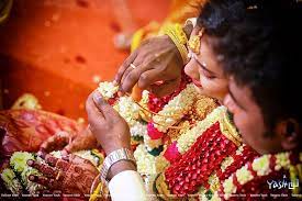 The ashram provides a sublime setting for the practice of yoga and meditation, in an environment that is both serene and harmonious, perfectly aligned with mother nature. Who Is The Best Wedding Photographer In Madurai Candid Photographers Yashfoto Photographyinmadurai Over Blog Com