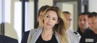 Последние твиты от nabilla benattia (@mssweetnabilla). Nabilla Benattia En Stress Et Envie De Pleurer Avant Sa Nouvelle Tele Realite Mce Tv