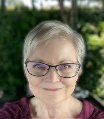 Amy Ullman's Instagram, Twitter & Facebook