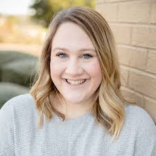 Maggie Doss's Instagram, Twitter & Facebook