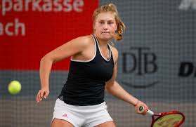 Laura papendick macht es sich gemütlich und macht dabei eine gute figur! Tennis Dm 2020 Noha Akugue Trifft Im Finale Auf Nastasja Schunk