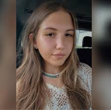 How much hay does a 3-year-old horse eat in 5 hours?