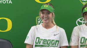 Oregon softball #26 🐥 sign in or sign up in seconds by using the haley cruse is an oregon softball player who plays in the outfield position. Cruse Turns On The Jets To Give The Ducks The Sweep Over Psu