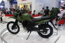 Halo mas dap…motoblast kali ini akan membuatkan modif untuk honda verza 150 dengan konsep moto touring, lengkap dengan box semoga bisa jadi inspirasi modif bagi anda hari ini.merdeka. Ini Verza Buat Tentara Juga Nggak Kalah Sama Vixion Tni Aripitstop