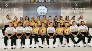 2004 yılında da avrupa top teams cup şampiyonu olarak tarihe geçen vakıfbank güneş sigorta spor kulübü türkiye voleybol ligi'nde 6 kez şampiyonluğa ulaştı. Vakifbank Sezonu Acti Sultanlar Voleybol Extra