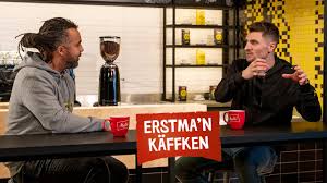 Mit bis zu 100 mbit/s surfen und telefonieren im besten netz! Stay Fit With Thomas Meunier Und Alica Schmidt Episode 13 Youtube