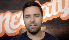 HubSpot's New Analytics Tool: What's Useful? [VIDEO]