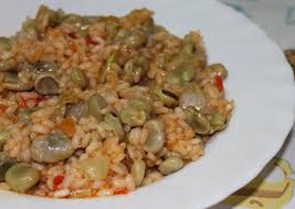 .se cocine a fuego suave hasta que las habas estén un poco arrugadas y tiernas y prácticamente se haya cubrimos con agua y cocemos hasta que las habas estén tiernas. Arroz Con Habas Cocinar Habas Habas Recetas Verduras