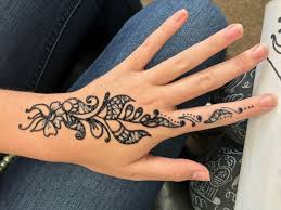 Henna Tattoo Flowers Draw By Hand Hand Henna Tribal Tattoos Henna Hand Tattoo