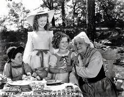 Replica of the heidi dress is amazing. Davelandblog Temple Tuesday Heidi Set Design