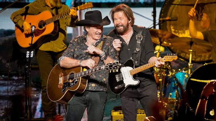 Brooks & Dunn bring heartfelt, honky tonk energy to Bridgestone Arena