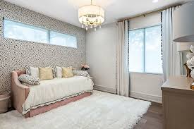 Greek Villa Sw 7551 By Sherwin Williams Bedroom With Wallpaper And Greek Villa Sw 7551 By Sherwin Williams Walls And Tri In 2020 Living Room Grey Home Wall Colour Home