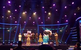 Musim pertama big stage bermula pada 5 ogos 2018 dan berakhir pada 23 september 2018. Big Stage Minggu Separuh Akhir Aura Road To Final Semakin Terasa Gempak