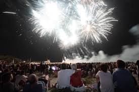 Ouvert ouverture exceptionnelle fermé fermeture exceptionnelle. Feux D Artifice Pluriel