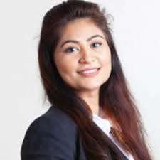 How to group questions to make variables for running analysis in R?