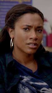 Daphne just wanted to read the book. 🥲