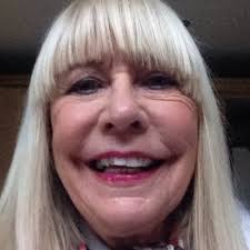 Violet Davidson (@violetdavidson)