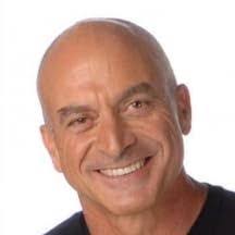 Sean Vigue's Instagram, Twitter & Facebook