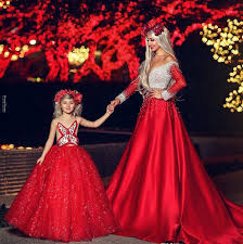 Bold and glamorous, red wedding dresses make a modern statement. Discount Girls Wedding Maxi Dresses