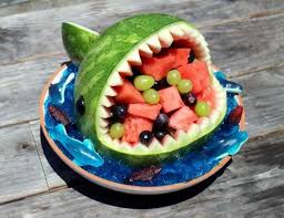 Melonen Hai Rezept Anleitung Fruchte Obstsalat Kindergeburtstag Blau Gelee Hai Wassermelone Melonen Hai Melonen