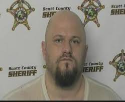Scott County Sheriff's Deputies Make Following Arrests (10/04/2022)