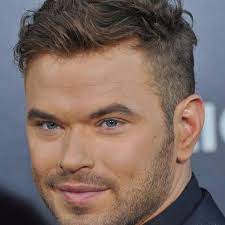 The waviness immediately allows lengthy hair to. 50 Very Useful Hairstyles For Men With Receding Hairlines Men Hairstylist