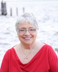 Candace Hemphill's Instagram, Twitter & Facebook