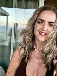 It happened again yesterday. “I love reading your LinkedIn posts.” “You're  killing it