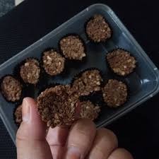 Lihat apa yang ditemukan biskuit coklat (biskuitcoklat) di pinterest, koleksi ide terbesar di dunia. The Diary Of A Nobody Biskut Coklat Nestum By Pinkamour Happy