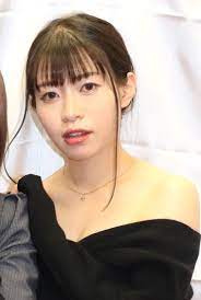 浜辺栞帆 - Wikipedia