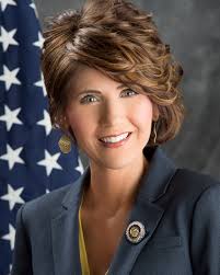 Kristi noem is finishing up her political science degree at south dakota state university and preparing to graduate a semester early. Kristi Noem Kmit 105 9 Fm
