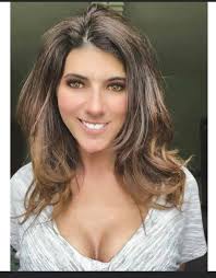 Good morning my 90s babies! I'm 1993, what about you?!