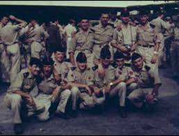 Une rencontre qui ne sera finalement jamais allée à au stade de france, les bleus accueillent l'algérie pour la première rencontre de l'histoire entre les deux nations. Algerie La Guerre Des Appeles Francetvpro Fr